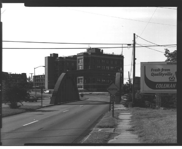 AR-6 Three-quarter view of bridge, looking northwest